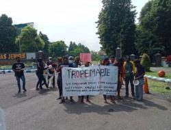 Mahasiswa Papua di Jember demonstrasi tolak pemekaran Papua
