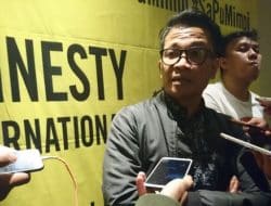 Laskar Merah Putih berunjuk rasa dukung DOB di depan Kantor Amnesty Internasional Indonesia