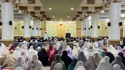 Warga Aceh mulai Shalat Tarawih Ramadhan 1443 Hijriah