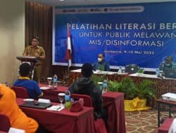 Kadis Kominfo Papua buka pelatihan literasi media untuk melawan hoaks