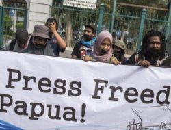 Posisi Kebebasan Pers Indonesia turun empat tingkat, salah satu indikatornya adalah konflik Papua