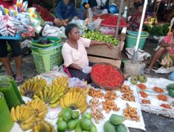 Dapat keluhan dari mama -mama, Bupati Manokwari janji akan atur harga di Pasar Wosi