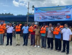 36 kelompok nelayan di Kabupaten Jayapura terima bantuan