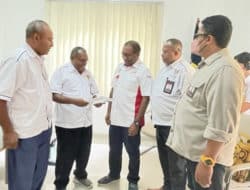Komisi Informasi Provinsi Papua serahkan Laporan Kerja pada Pemprov