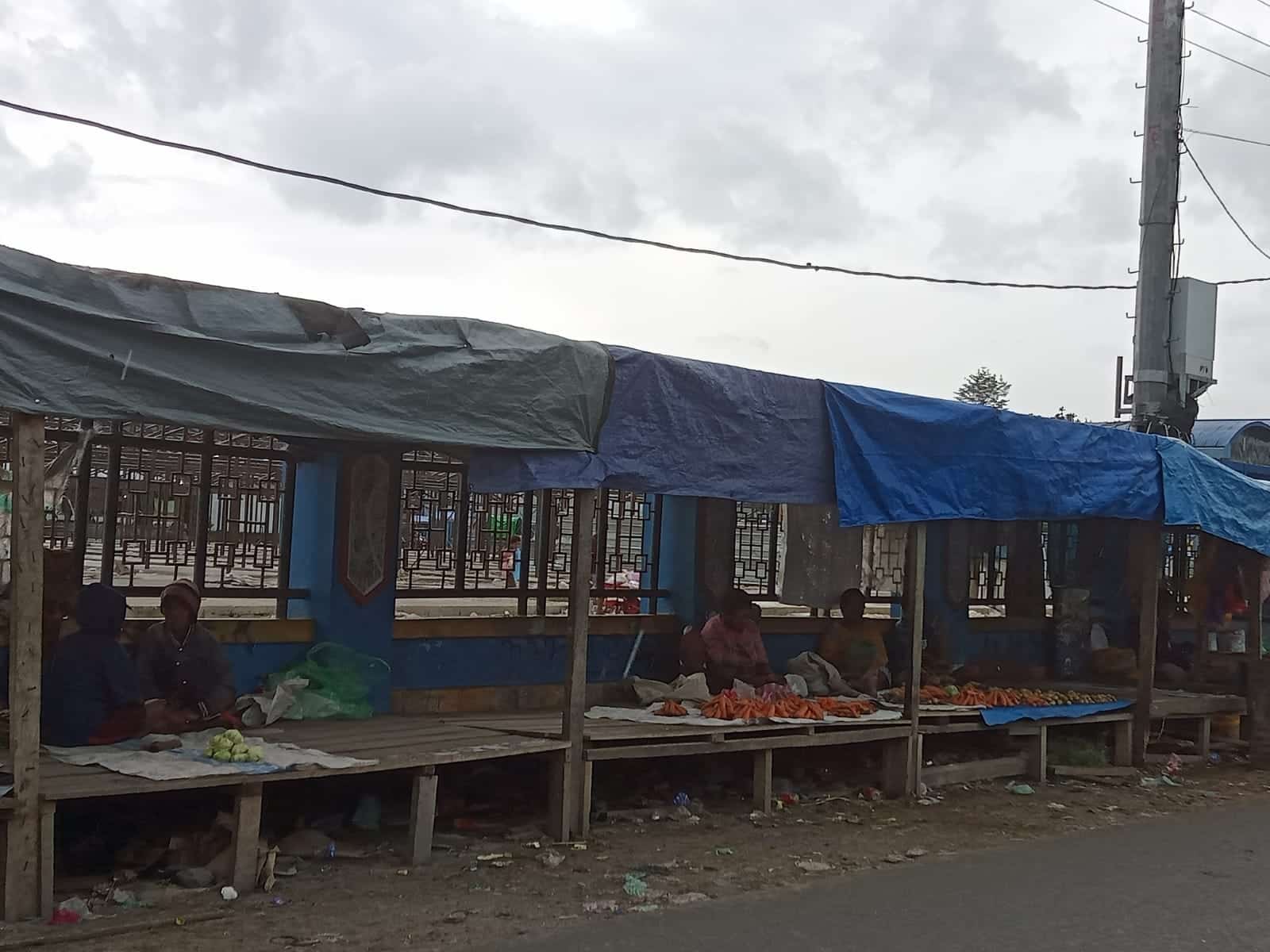 Pasar Wosi Manokwari