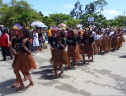 Parade Tari Yospan di Biak melibatkan 2.000 siswa