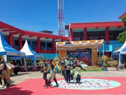 SMP Negeri 1 Jayapura gelar fashion show daur ulang