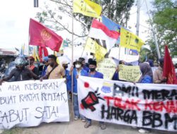 Ratusan mahasiswa Merauke kembali demo tolak kenaikan harga BBM