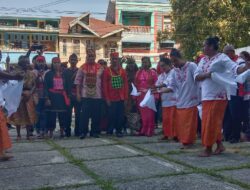 Tari Lenso sambut komunitas masyarakat Maluku di Tanah Tabi