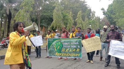 Papua sebagai ”ukauwo OAP” (Memupuk patriotisme, menuai nasionalisme)