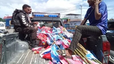 Puluhan warga diangkut ke Polres Manokwari usai rayakan HUT Kemerdekaan Papua di terminal pasar Wosi
