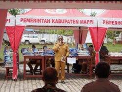 Pj Bupati Mappi buka operasi pasar murah, menyambut Hari Raya Paskah 2023