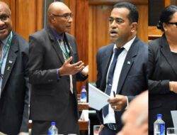 Oposisi Fiji dan Pemerintah bentrok dalam perdebatan tentang pencabutan UU Media