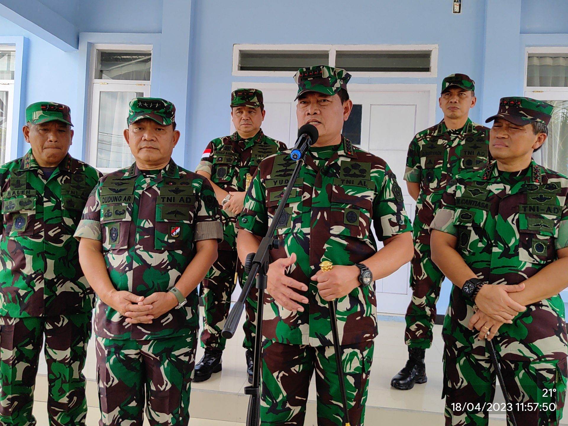 Panglima TNI Naikkn Status Operasi Penyelamatan Pilot Susi Air