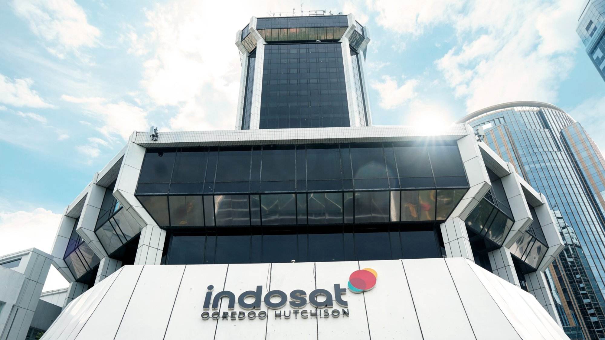 Kinerja Keuangan Indosat Melesat