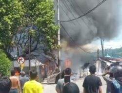 Pasar Ikan di Wosi Manokwari Terbakar