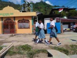 Ratusan anak usia sekolah di Kabupaten Sorong Selatan tidak bersekolah
