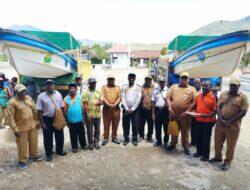 Kamuu Selatan langganan banjir, Pj Bupati Dogiyai berikan dua unit speed boat untuk warga di 12 kampung