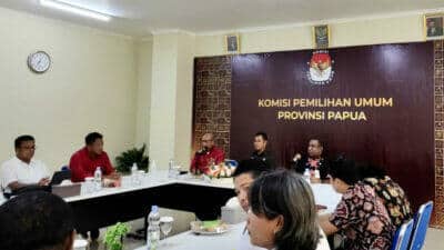 Pj Gubernur Papua Kunjungi Kantor KPU Papua