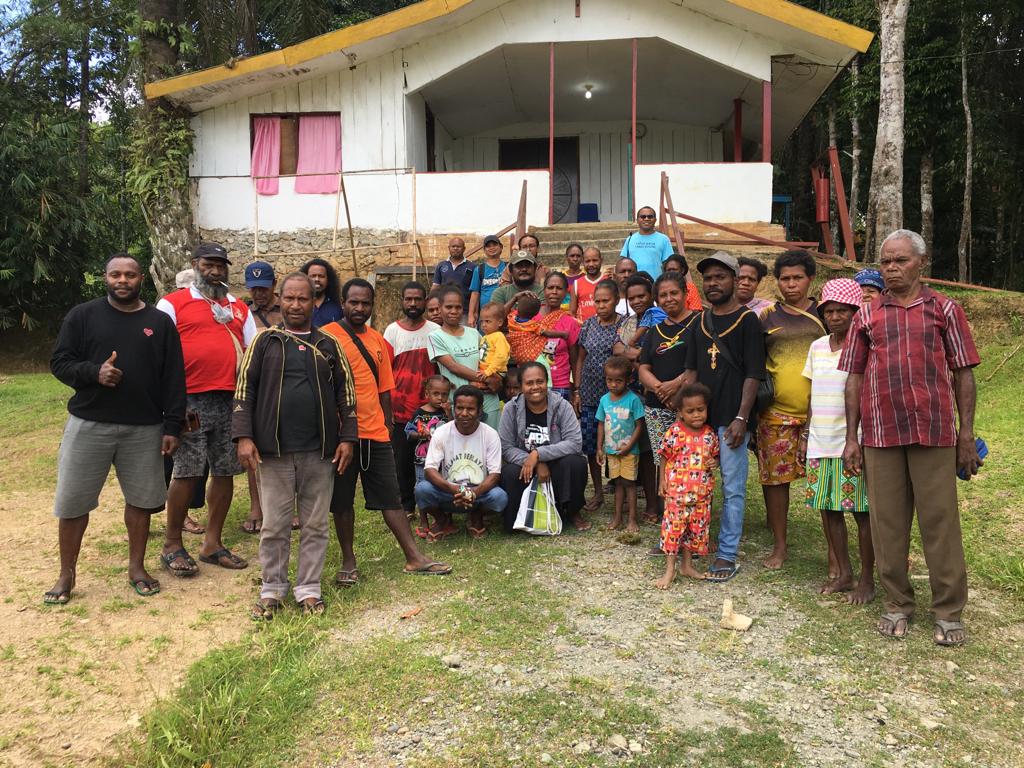 SKP Gereja Katolik se-Tanah Papua, Pengungsi Maybrat, Konflik Bersenjata