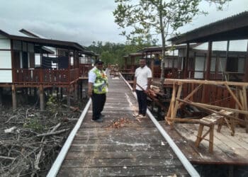 John NR Gobay di Paumako