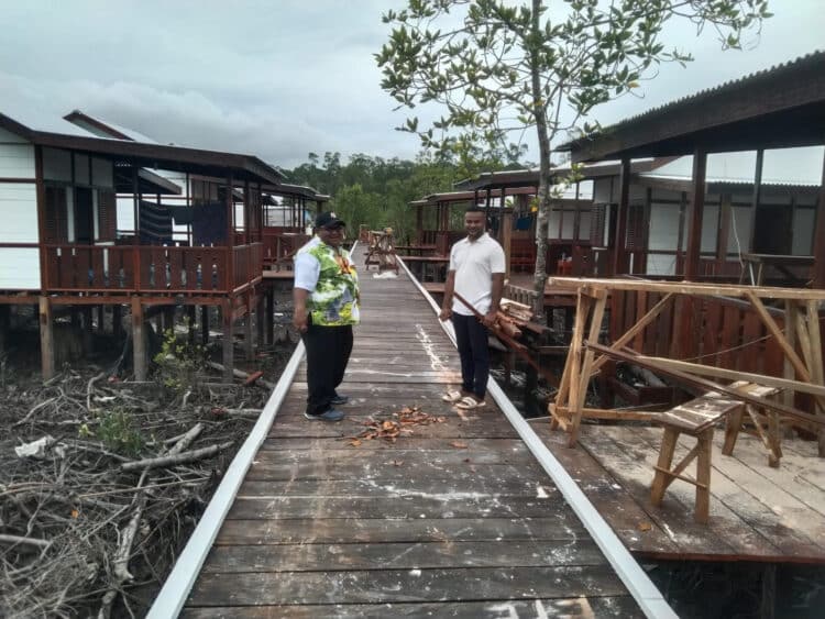 John NR Gobay di Paumako