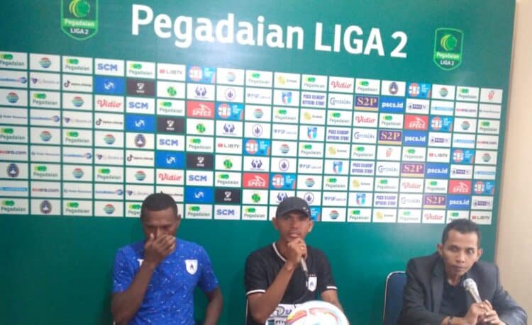 Persipura kalah dari PSCS, Ricardo Salampessy kritik keputusan wasit 1 PErsipura