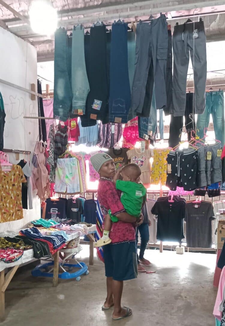 Pedagang lebih pilih jualan melalui sosmed daripada tiktok shop 1 Pedagang