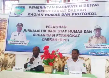 Puluhan staf humas di lingkungan Pemkab Deiyai ikuti pelatihan jurnalistik 1 Humas