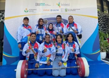 Tim Angkat Besi PON Papua