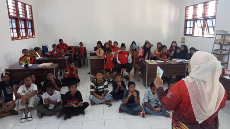 Puskesmas Elly Uyo pindai penyakit TBC massal di SMP-SMA 45 1 Puskesmas