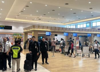 Bandar Udara atau Bandara Theys H. Eluay Sentani, Jayapura, Provinsi Papua, mencatat sebanyak 5.260 penumpang dan 120 total pergerakan pesawat per 1 Juli 2024.