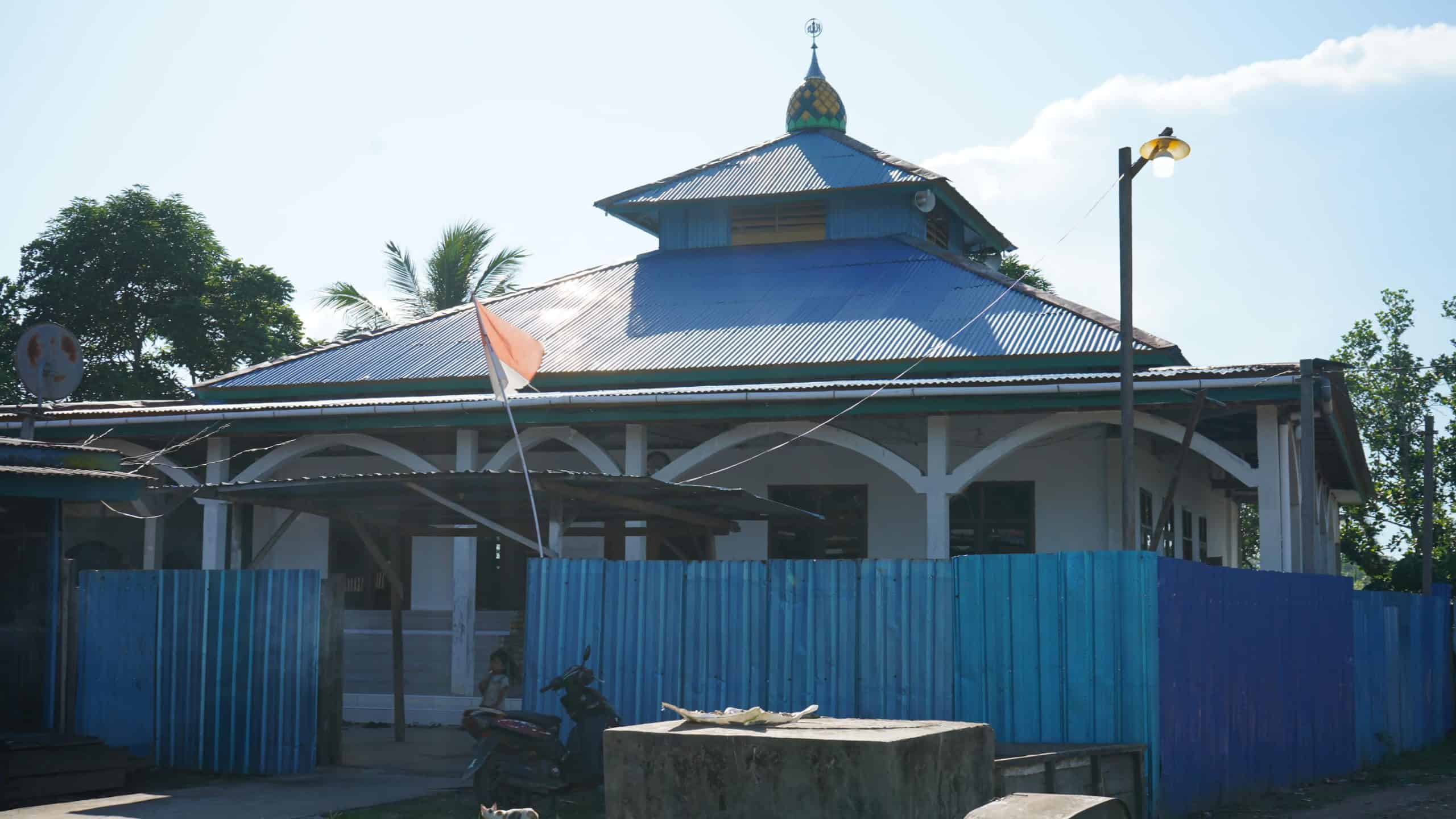 Tampak luar masjid