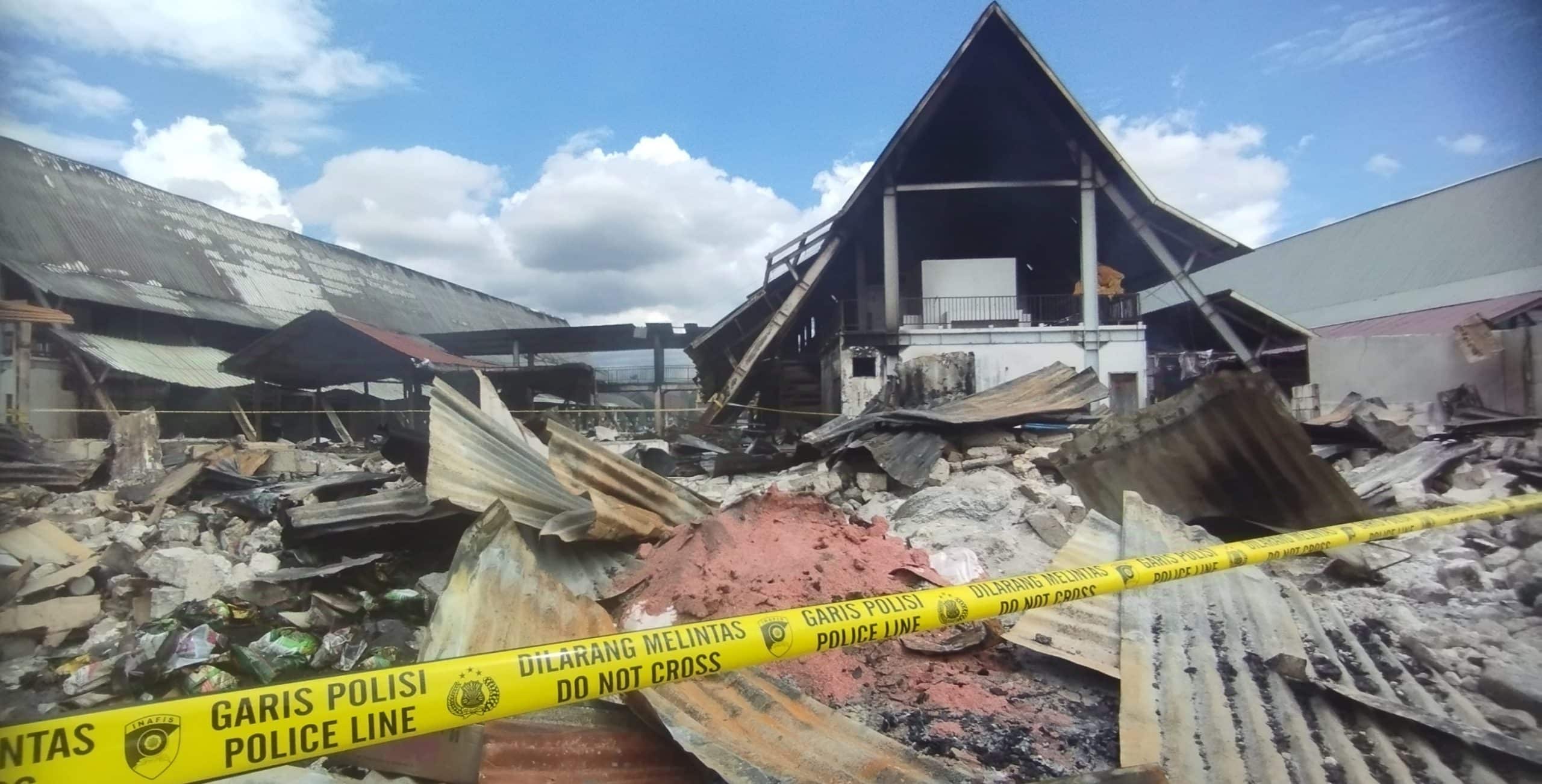 Modal puluhan juta habis terbakar, pedagang Pasar Pharaa kembali bangkit 2 Pasar Pharaa