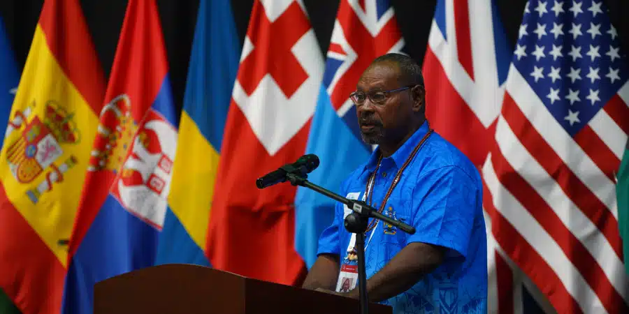 Menteri Perikanan dan Sumber Daya Kelautan Kepulauan Solomon, Nestor Ghiro, mengingatkan lebih dari 300 delegasi KTT Honiara 2025 tentang pentingnya pengelolaan lautan dan sumber daya kelautan. – Jubi/SolomonStarNews