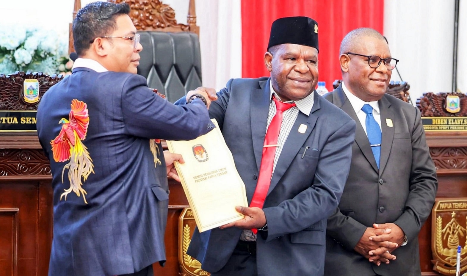 DPR Papua Tengah kukuhkan kemenangan Meki Nawipa-Deinas Geley 1 DPR Papua Tengah