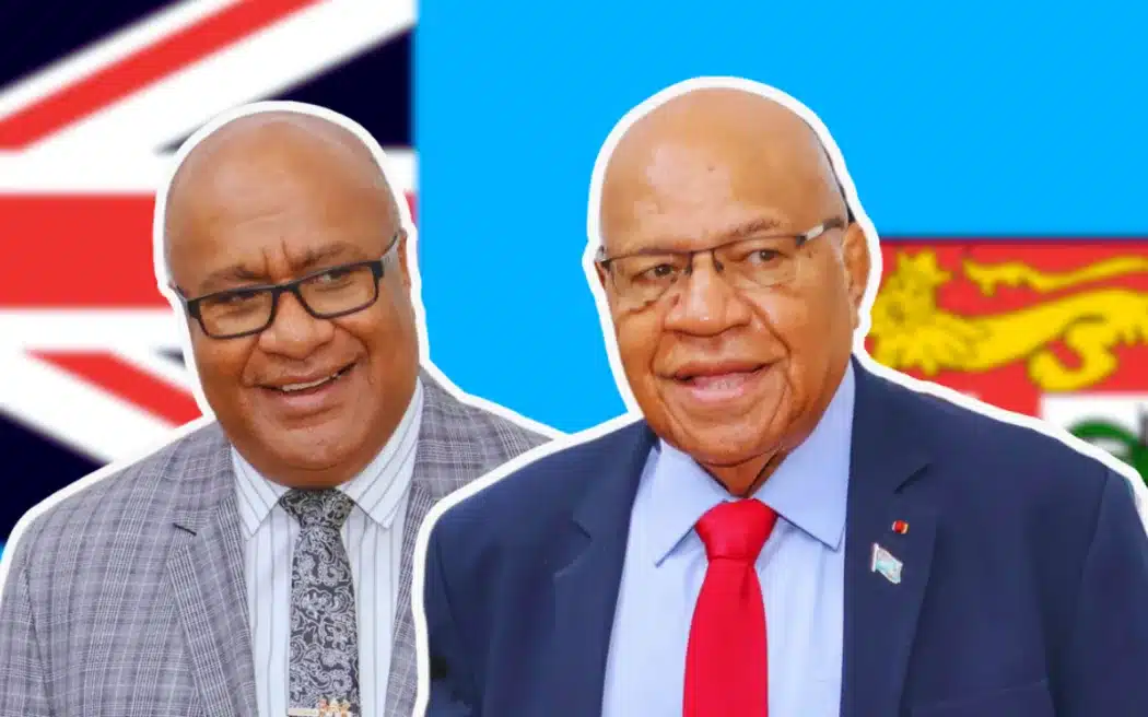 Manoa Kamikamica (kiri) menyatakan bahwa Sitiveni Rabuka adalah sosok yang tepat untuk membangun kembali Fiji. – Jubi/Foto: Parlemen Republik Fiji/RNZ Pacific