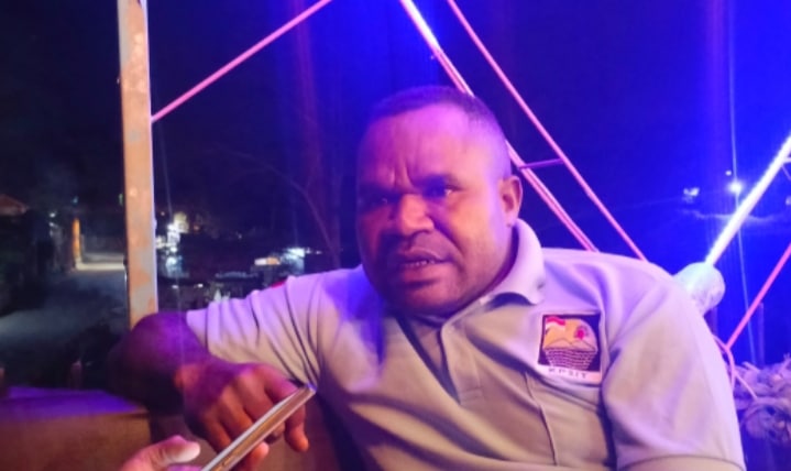 Pilatus Lagowan, Ketua DPD KP2IT Papua Barat – Jubi/Adlu Raharusun