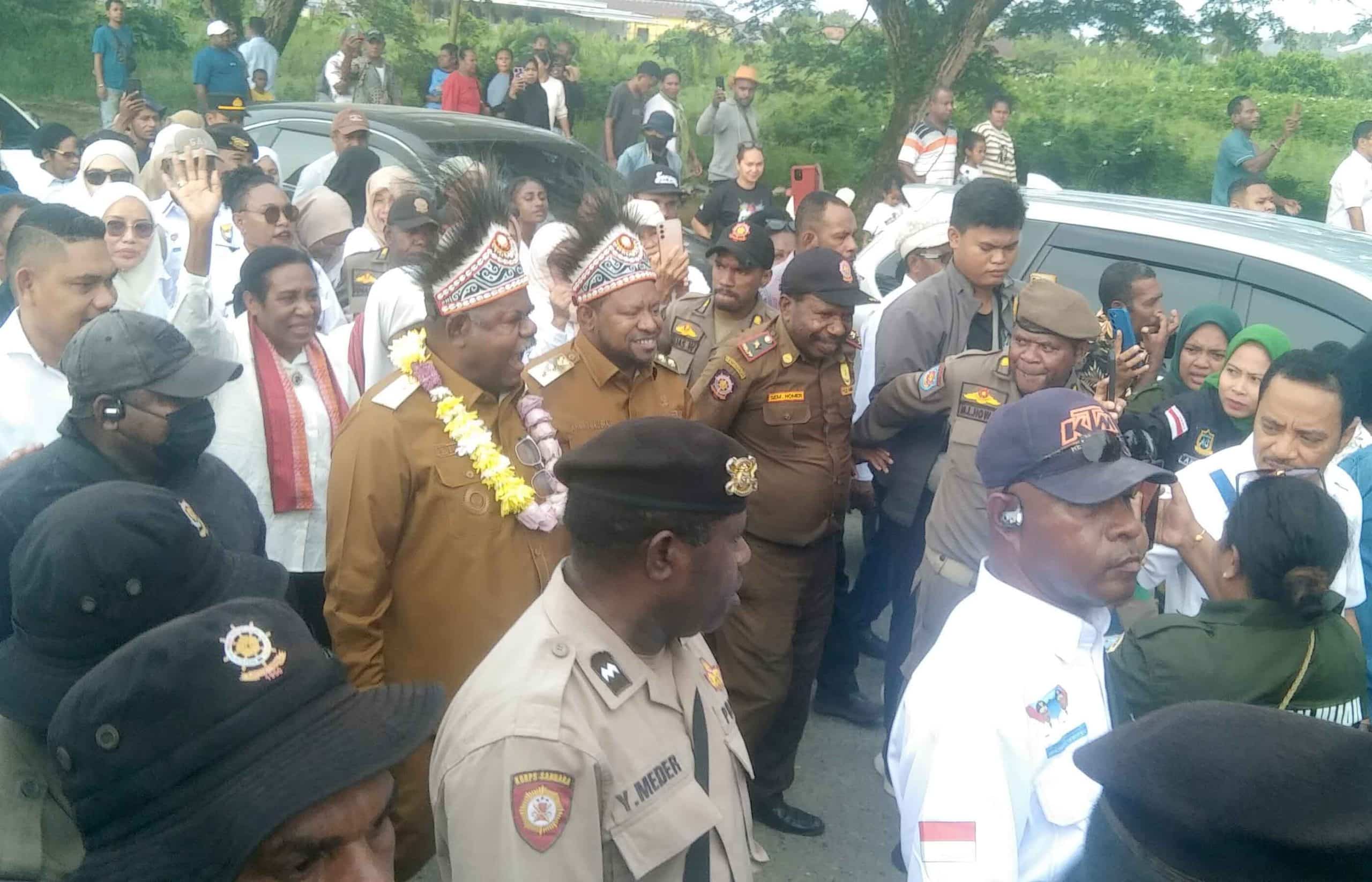 Papua Barat Daya sambut gubernur-wagub pertama dengan ritual adat 5 Papua Barat Daya