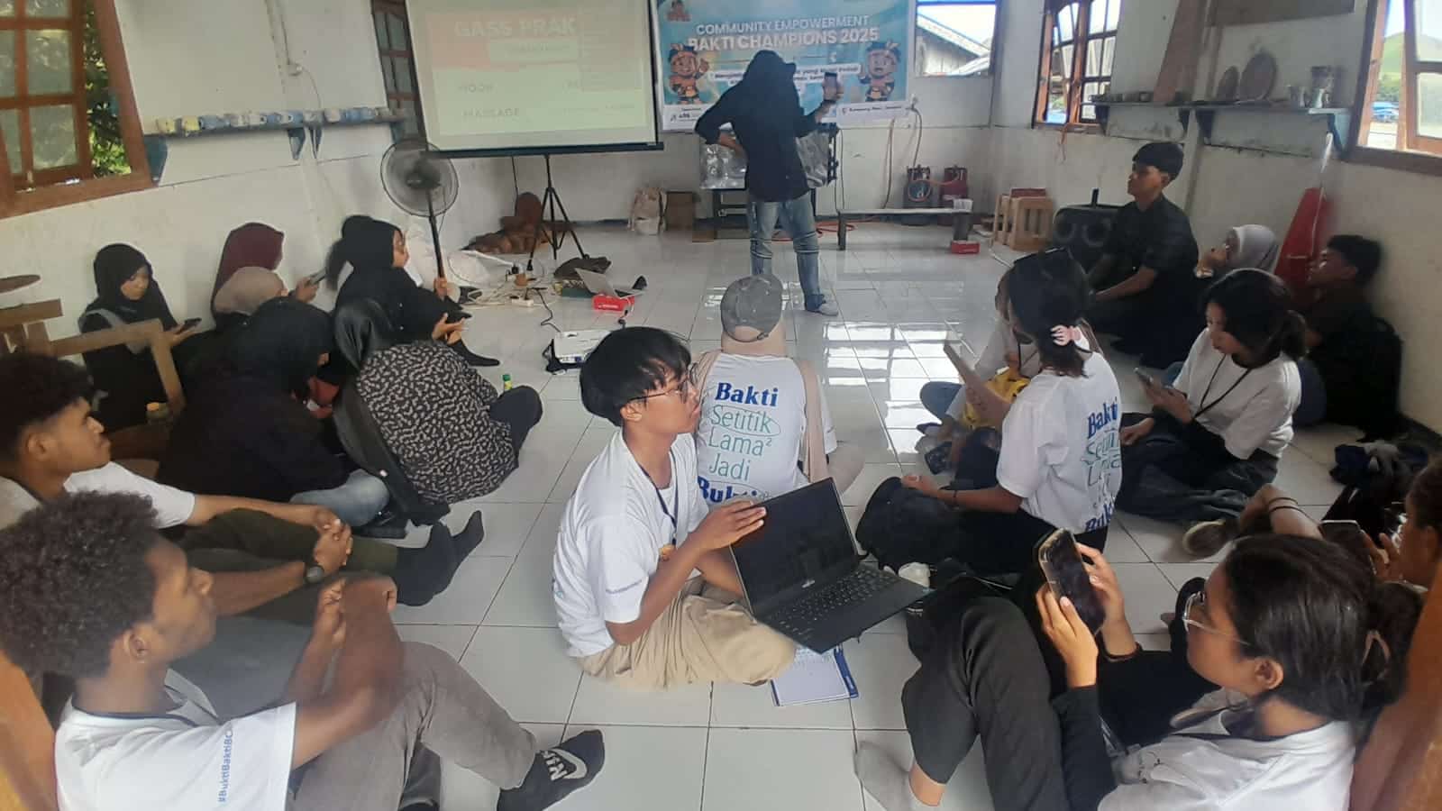 Strategi pemasaran digital gerabah Kampung Abar dibahas lewat lokakarya