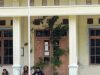 pemalangan kantor instansi pemerintah di Mambra