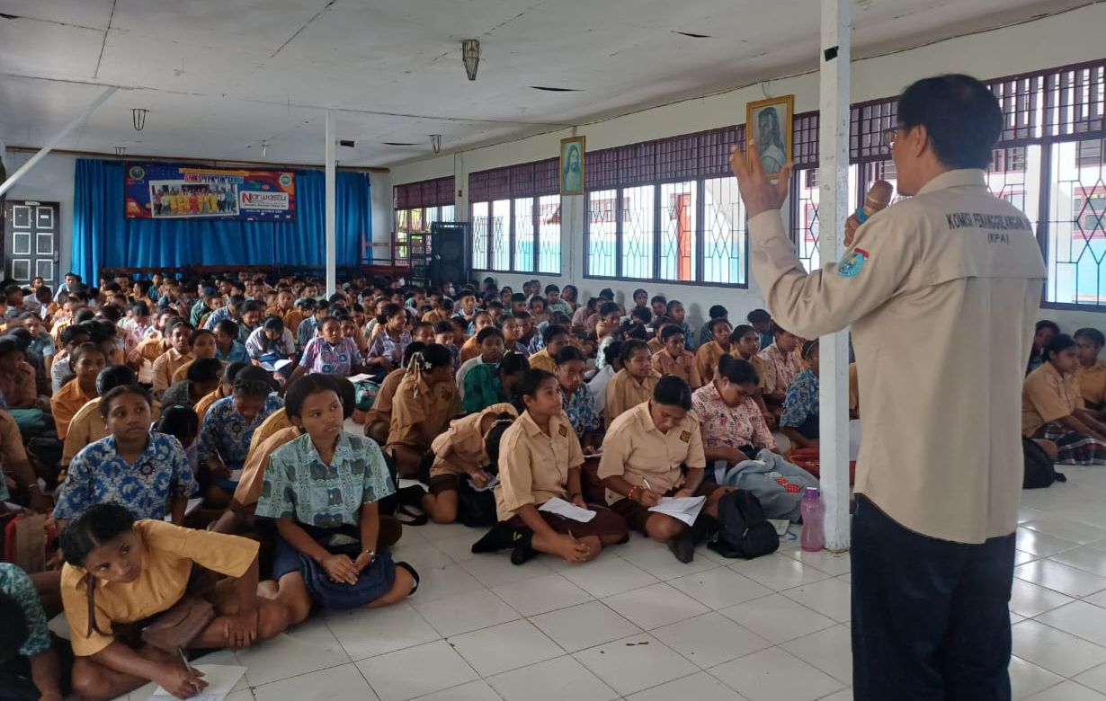 KPA Yapen gandeng komunitas peduli HIV/AIDS perkuat pencegahan di sekolahan