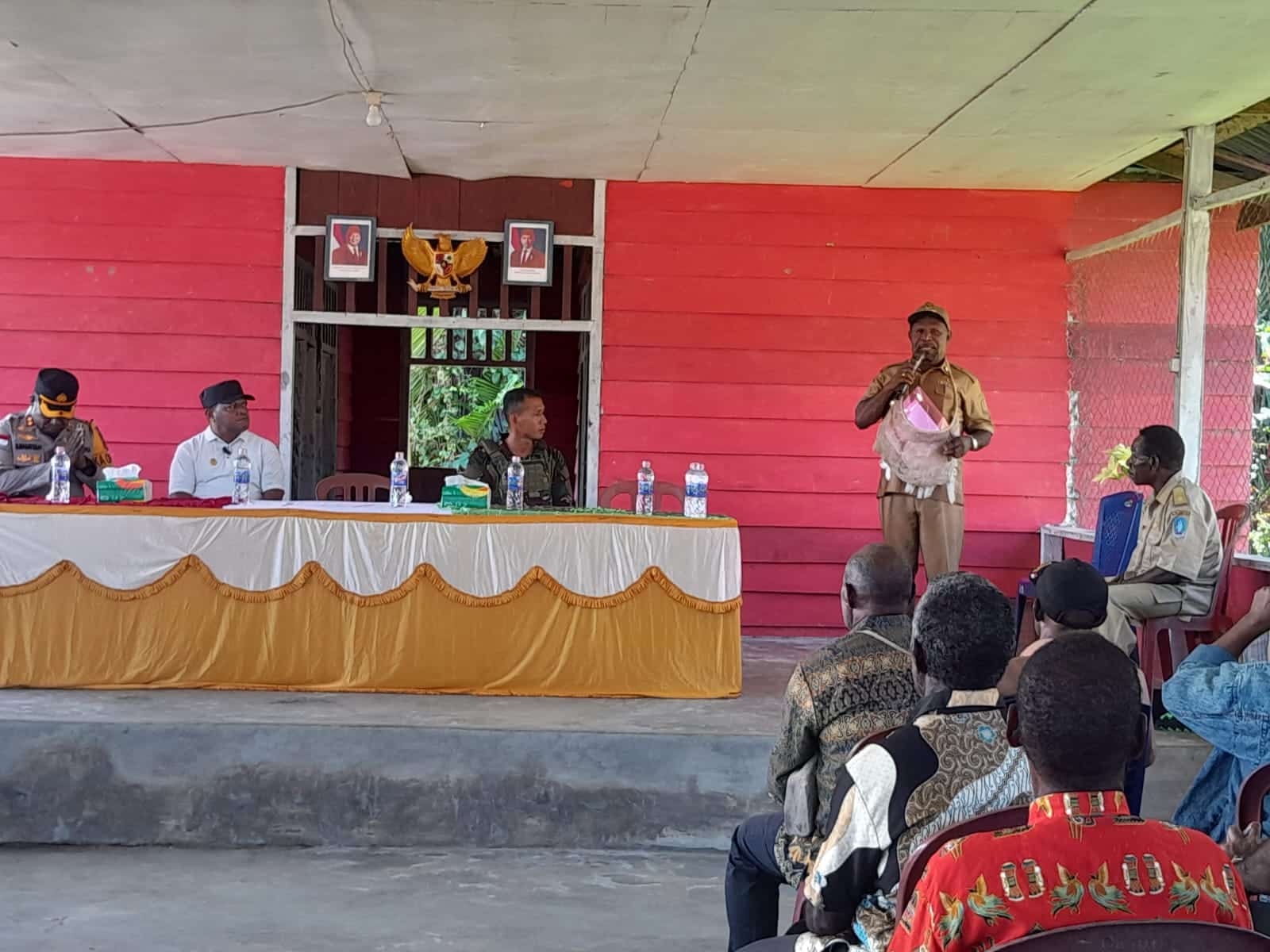 Distrik Airu