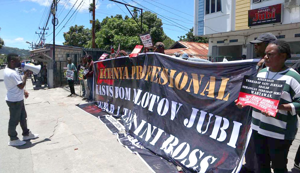 jubi molotov