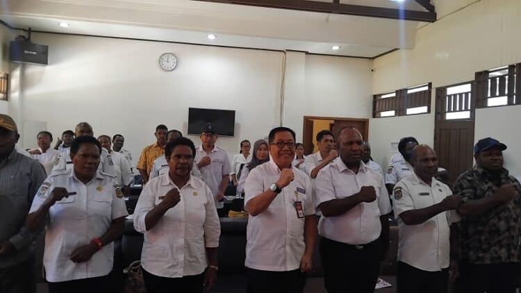Pj Sekda Papua Tengah tegaskan data Bansos tak boleh direkayasa 1 papua