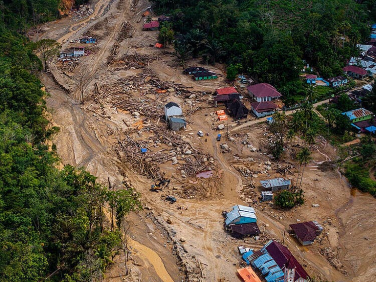 Greenpeace Indonesia: Pemerintah sudah seharusnya mengevaluasi izin industri ekstraktif 1 Greenpeace