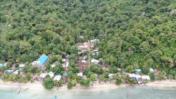 "Menambal lubang negara dengan Sasi Laut dan Makan Sumbang di Endokisi" 1 Endokisi