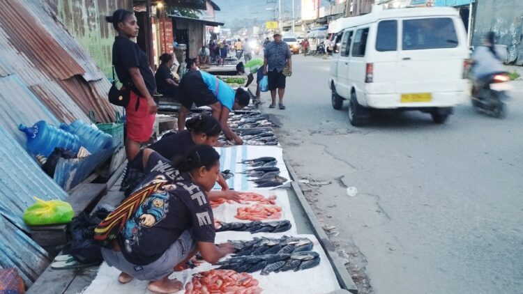 Pasar Lama Sentani, tetap hidup dan menghidupi 1 Pasar Lama Sentani