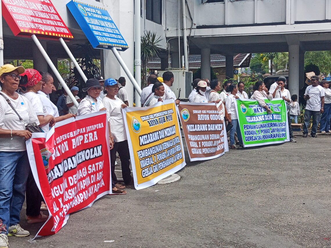 Gereja di Jayapura gelar aksi pastoral tolak pembangunan dermaga militer 1 Gereja