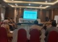 Sekertaris Dinas Kesehataan Kabupaten Jayapura, Lilien Suebu saat menyampaikan materi pelatihan dlam acara TOT di Sentani, distrik Sentani, Kabupaten Jayapura, Papua pada Senin (18/5/2026). -Jubi/Silpester kasipka
